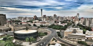 π¨ Best Places to Stay in Johannesburg (Luxury, Mid-Range & Budget Guide)
